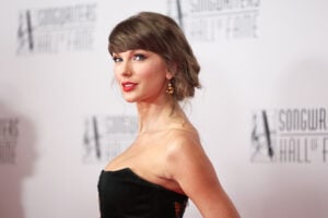 Taylor Swift’s Travis Kelce Ode  ‘Cleveland!’ Divides Fans: Cringe or …