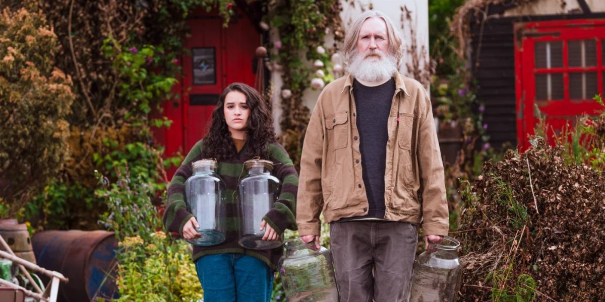 Apple TV's Near-Perfect Fantasy Series Adds Magic to an Award-Winning Sitcom Formula | Review