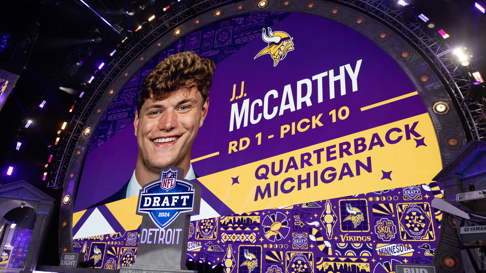 The Vikings swung and missed in effort to find a franchise quarterback